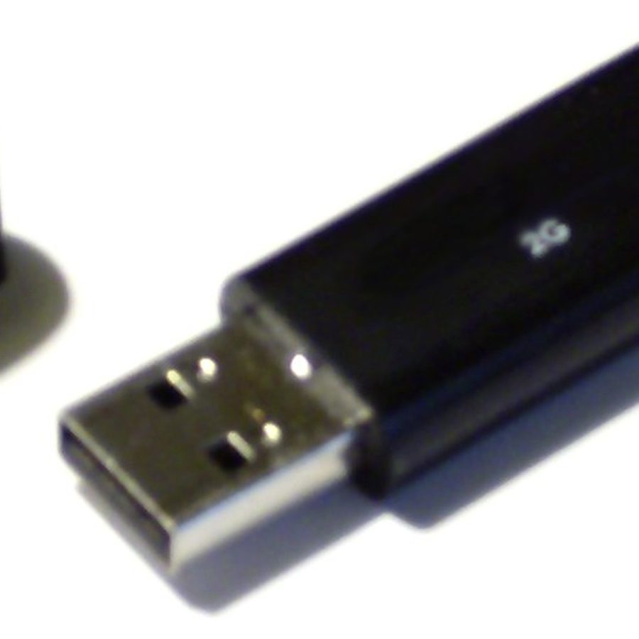 SanDisk Ultra Flair USB 3.0 Flash Drive 128GB